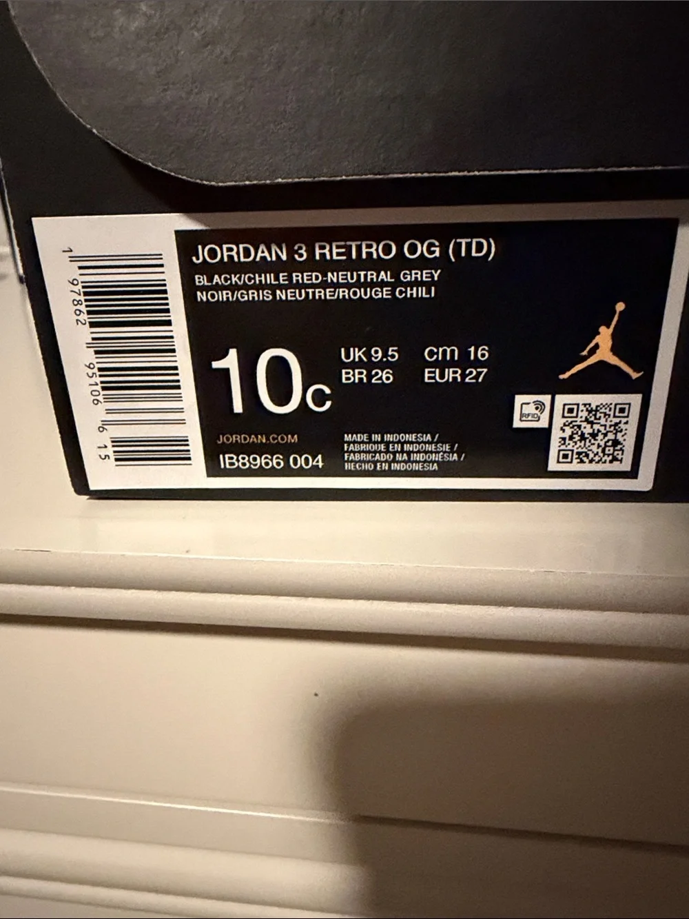 Kids Jordan 3 Retro Basketball Sneakers in Black, Gray & Blue